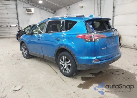2018 Toyota Rav4 Le z USA, uszkodzony, nr VIN JTMBFREV9JJ260506